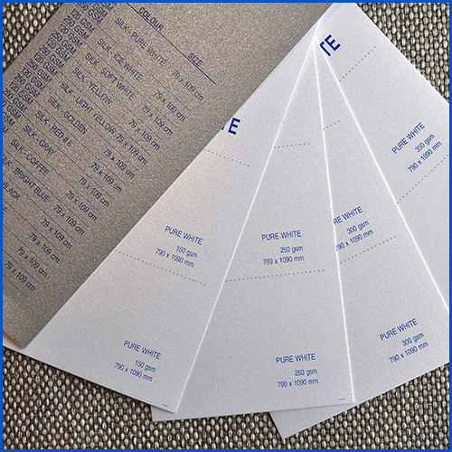 Giấy Silk Pure White